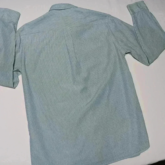 COPY - Brooks  Brothers Red Fleece long sleeve button down shirt . Men's size - Picture 4 of 6